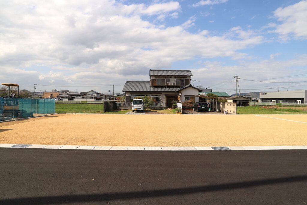 ルーツガーデン上林Ⅱ　南から撮影