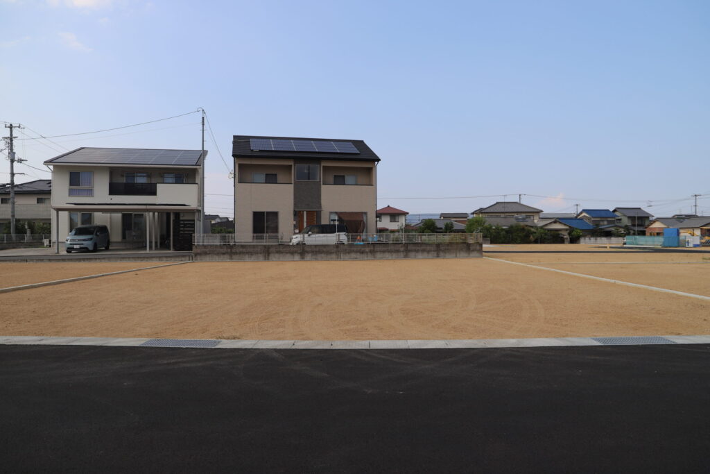 アイタウン六条Ⅴ16号地　南から撮影