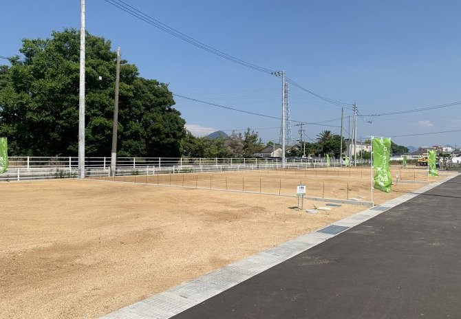 1号地（手前）