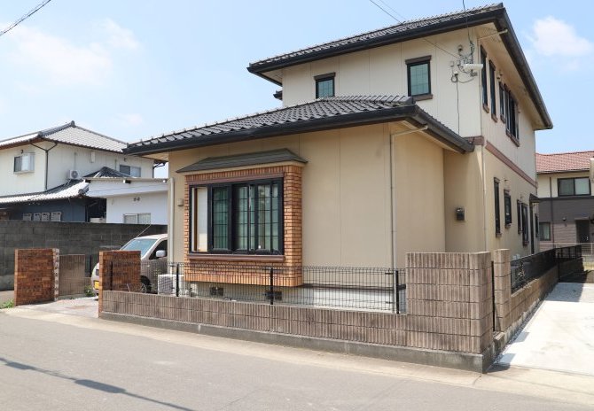 北東から撮影