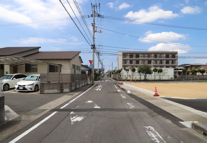アイタウン大野　市道