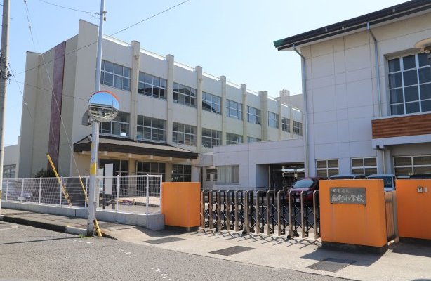 丸亀市立飯野小学校
