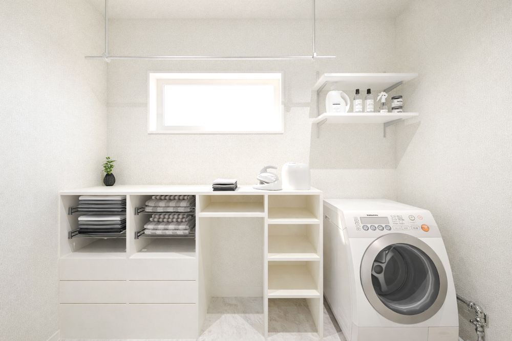 カウンターとしても使える収納付洗面脱衣室